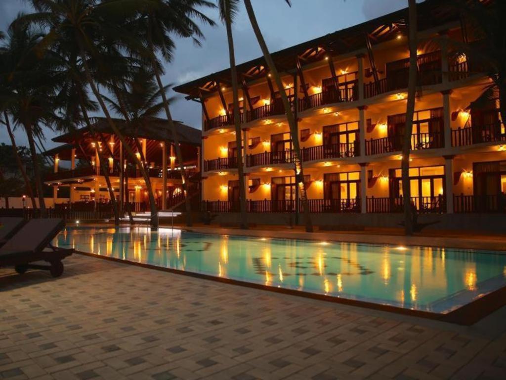 Whispering Palms Hotel Bentota Exterior foto