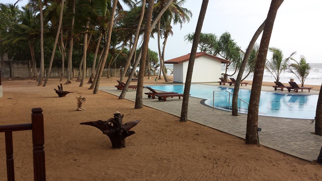 Whispering Palms Hotel Bentota Exterior foto