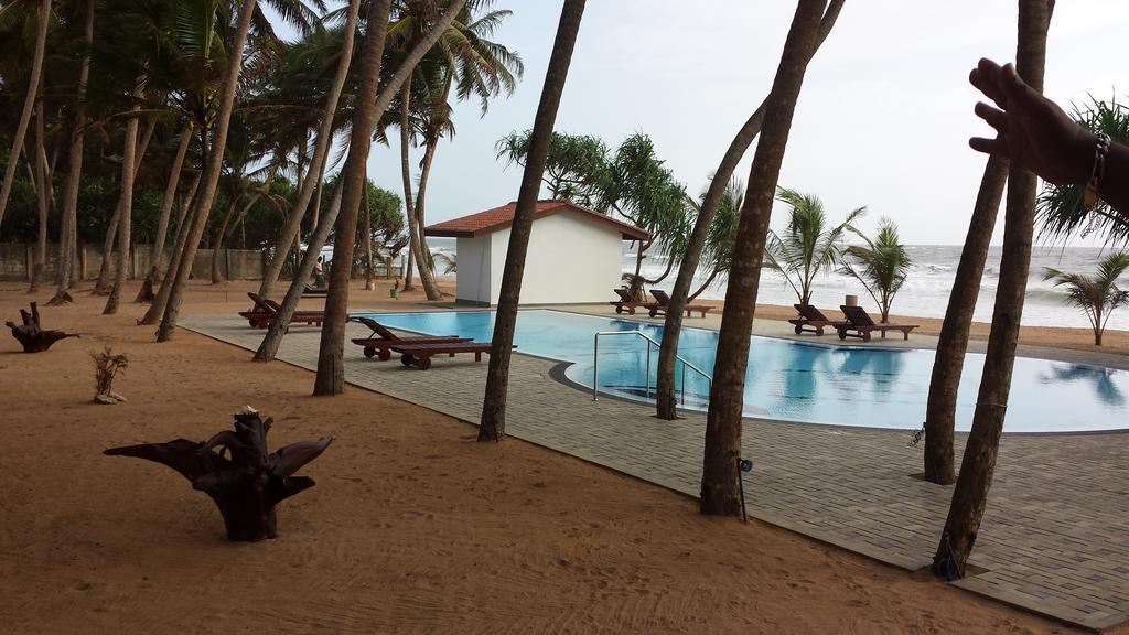 Whispering Palms Hotel Bentota Exterior foto