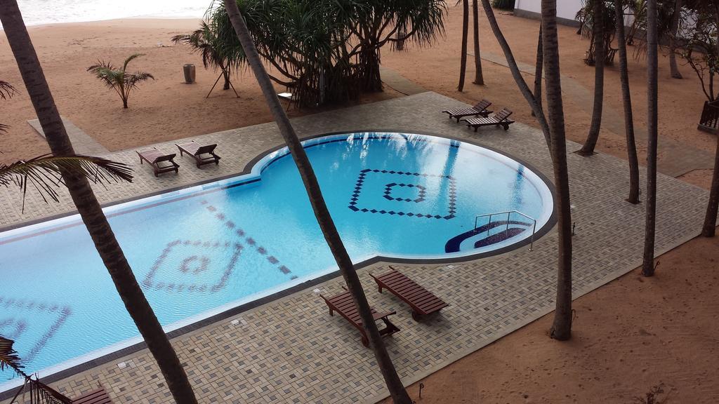 Whispering Palms Hotel Bentota Exterior foto