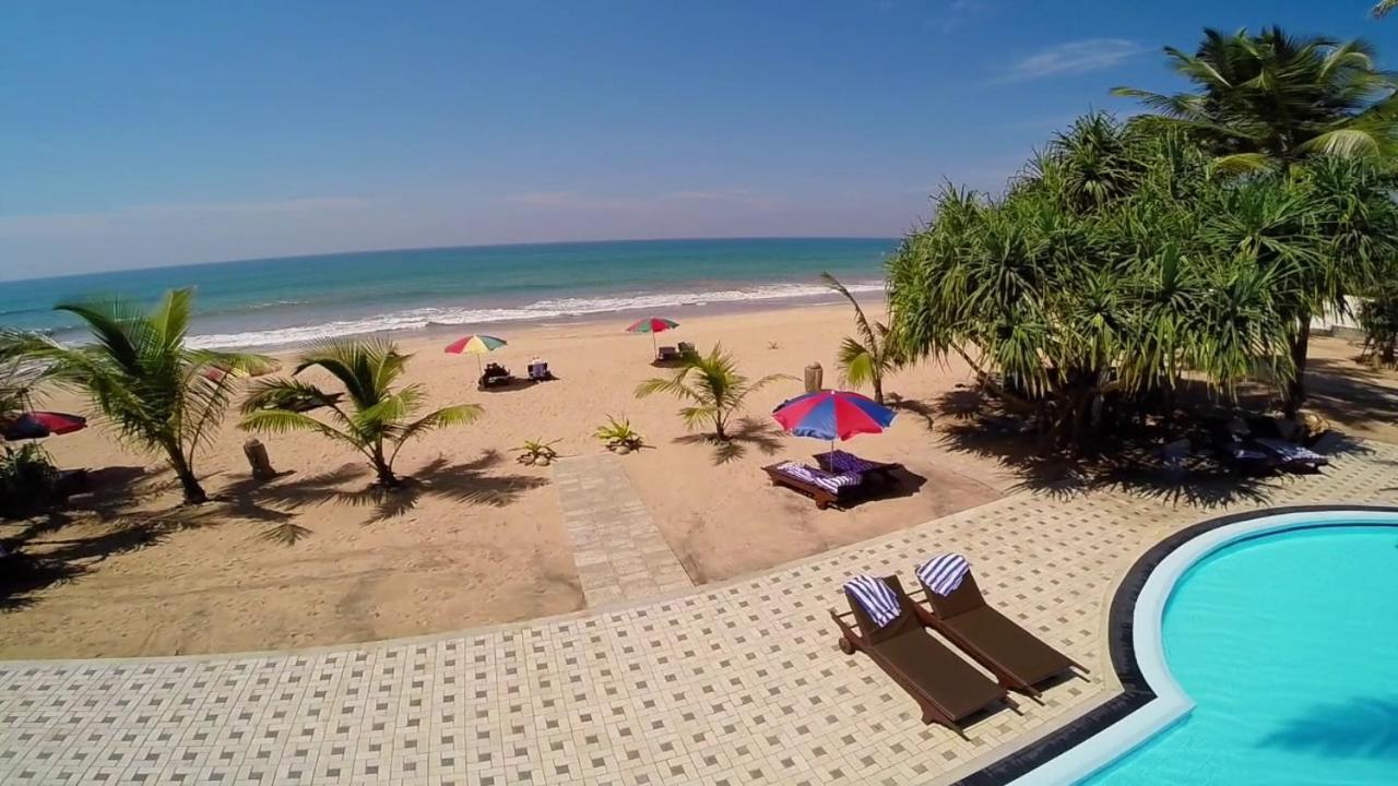 Whispering Palms Hotel Bentota Exterior foto