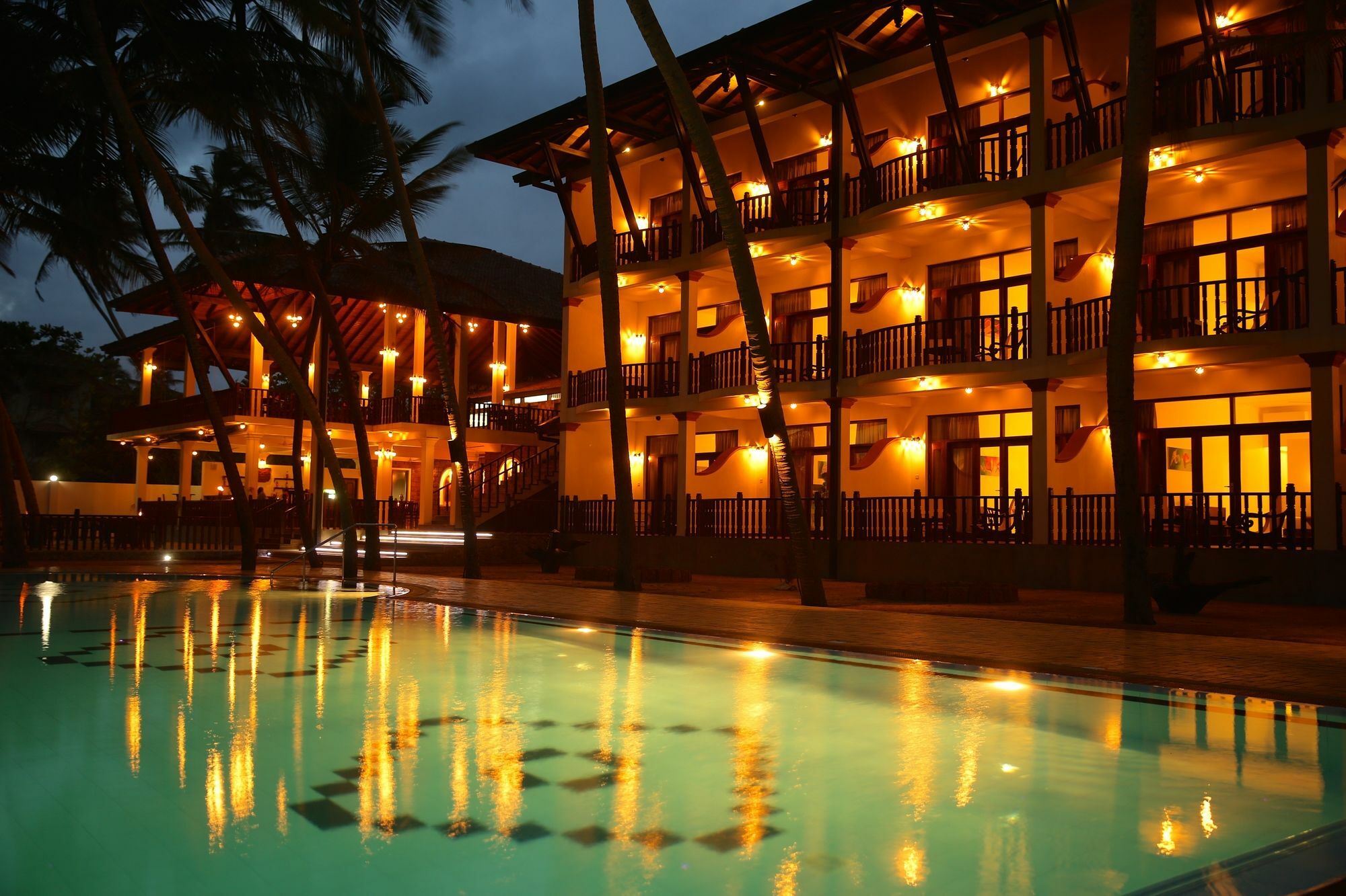 Whispering Palms Hotel Bentota Exterior foto